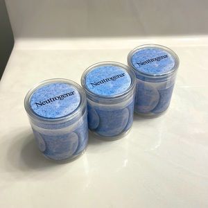 Neutrogena rejuvenating puffs